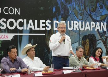 Bedolla y sector productivo de Uruapan revisan avances de obra y seguridad