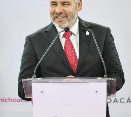 Más de 5 mil 719 mdp de inversión histórica para Michoacán en becas educativas: Bedolla