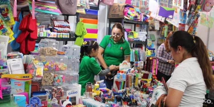 Gobierno de Morelia invita a la Expo “Regreso a Clases” para apoyar la economía familiar