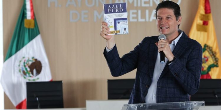 Paz y seguridad, base del desarrollo: Alfonso Martínez