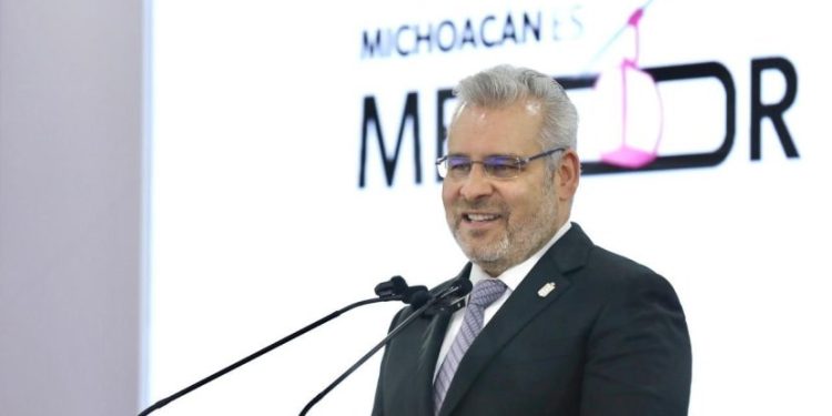 Destinados 2 mil 393 mdp en créditos para negocios: Bedolla