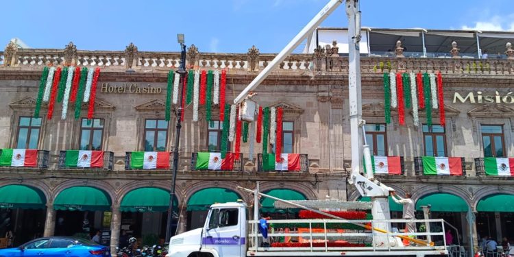 Morelia se engalana para recibir las Fiestas Patrias