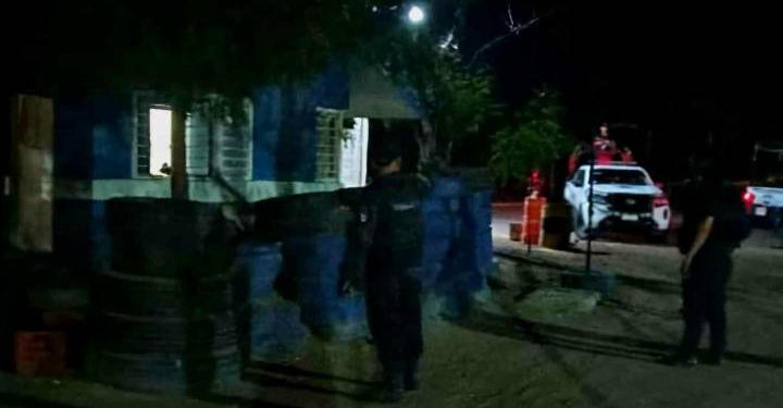 Atacan casetas de vigilancia en Buenavista; policías repelen agresión