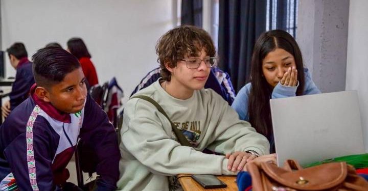 Nuevos programas educativos reducen el rezago educativo: Iemsysem