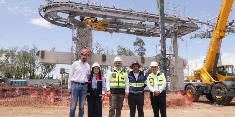 Teleféricos de Morelia y Uruapan, una solución de movilidad moderna y sostenible: Bedolla