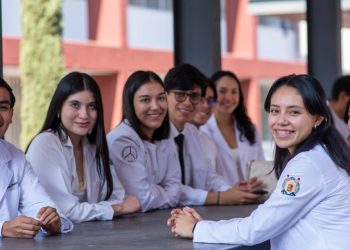 91 por ciento de egresados de Medicina de la UMSNH acreditan examen EGEL con testimonio de desempeño sobresaliente o satisfactorio-Morelia Informativo