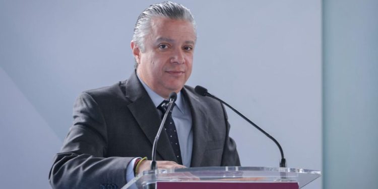 UMSNH recibirá íntegro su presupuesto 2025; Gobierno de Michoacán compensará el ajuste federal: Navarro García