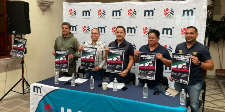Carrera de Relevos de la Independencia: Imcufide-Morelia Informativo