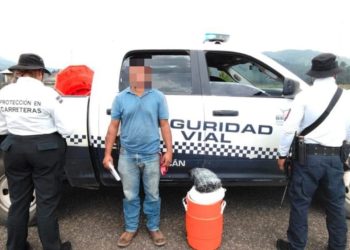 SSP detiene a hombre que viajaba con más de 660 mil pesos