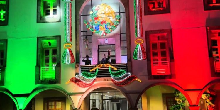 Michoacán celebra con alegría y en calma el 215 Aniversario del Inicio de la Independencia