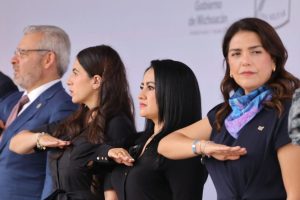 215 Aniversario de la Independencia de México: Gladyz Butanda-Morelia Informativo