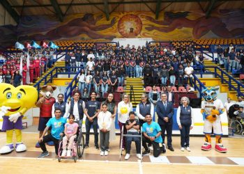 A ser embajadores del buen hacer invita Yarabí Ávila a estudiantes nicolaitas; UMSNH y CRIT suman fuerzas-Morelia Informativo