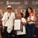 Distinguen a 64 artesanos michoacanos por más de 25 años de trayectoria