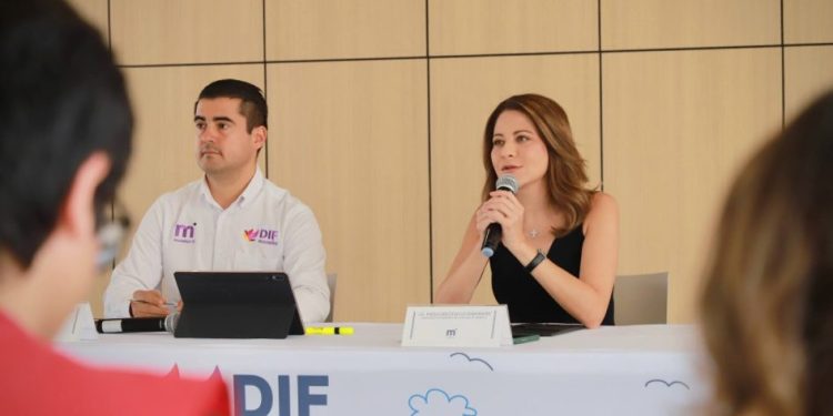 Paola Delgadillo presenta actividades de la campaña ‘Prevenir es vivir’ contra el cáncer de mama