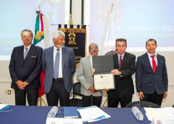 Licenciatura en Ciencias Físico Matemáticas obtiene reacreditación: Yarabí Ávila-Morelia Informativo