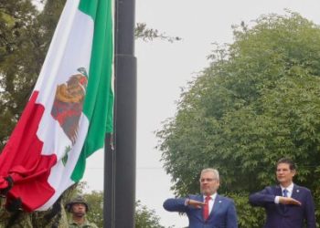 Honra Bedolla legado de José María Morelos a 260 años de su nacimiento