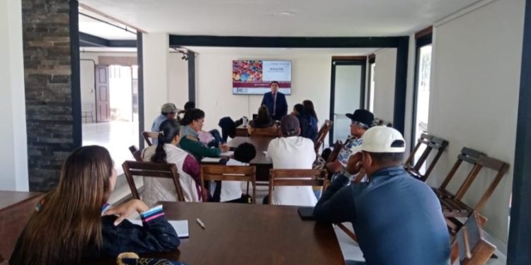 Sectur fortalece conocimientos turísticos a la comunidad de Crescencio Morales-Morelia Informativo