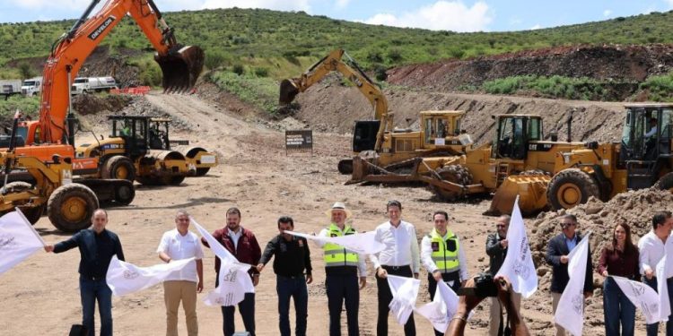 Gobierno de Morelia, respalda e impulsa obras que generen desarrollo: Alfonso Martínez