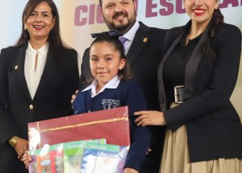 Arranca en Michoacán el ciclo escolar 2025-2026 con un compromiso de paz: Gabriela Molina