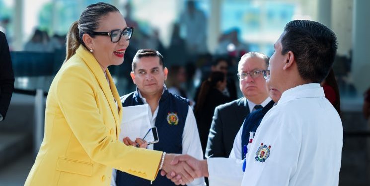 UMSNH se consolida como un referente a nivel nacional en el área de la Salud; totalidad de carreras acreditadas