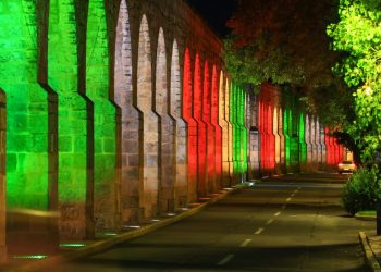 Ilumina Gobierno de Alfonso Martínez a Morelia con colores patrios