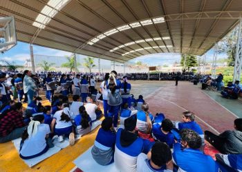 CJIM Zamora capacita a estudiantes y docentes en materia de prevención de la violencia digital en Purépero