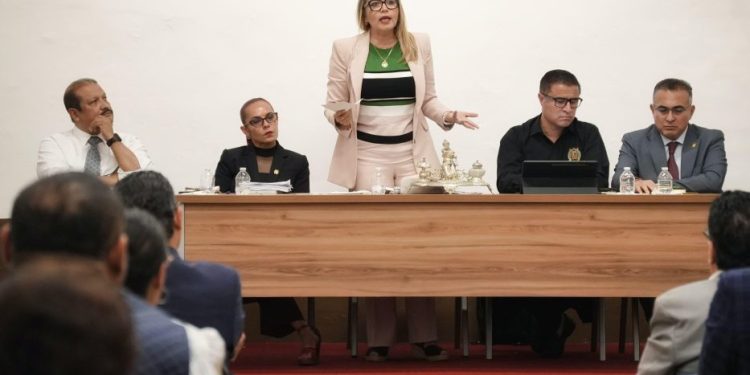Estaré más cerca de las dependencias nicolaitas para cerrar con broche de justicia: Yarabí Ávila