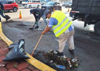 Brigadas de Servicios Públicos Municipales intervienen drenes y vialidades de Morelia
