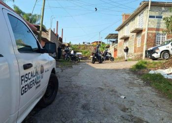 Joven muere tras ser baleado afuera de su domicilio en Uruapan