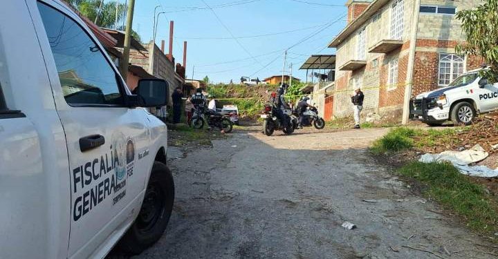 Joven muere tras ser baleado afuera de su domicilio en Uruapan