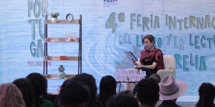 Continúan con gran éxito, actividades de la IV Feria del Libro de Morelia