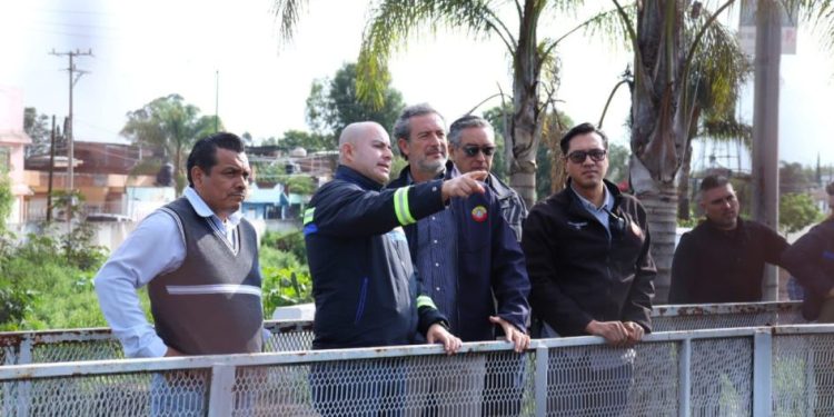 Adolfo Torres informa monitoreo de ríos y drenes en Morelia tras desfogue