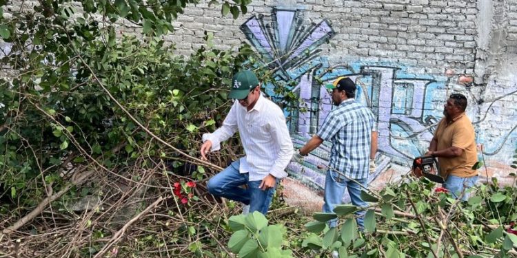 Gobierno de Morelia y ciudadanía unen esfuerzos en jornada de limpieza al Oriente de la ciudad