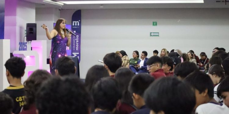 Ana Karen Ramírez abre ciclo de conferencias de Morelia Lab