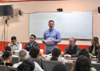 Yankel Benítez visita Lomas de Morelia, en seguimiento a renovación de encargatura del orden