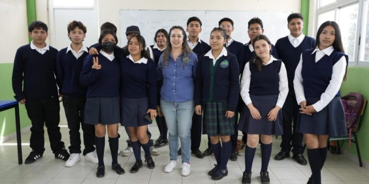 Sube 14 % matrícula del telebachillerato comunitario en Michoacán: Iemsysem