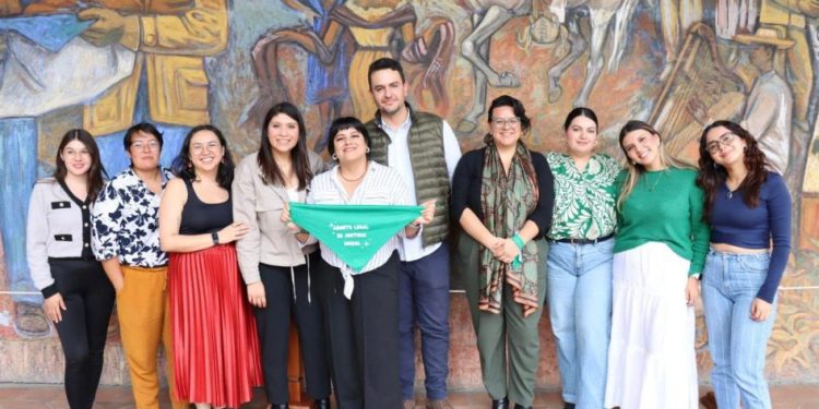 Michoacán, referente nacional en políticas públicas por un aborto seguro: Seimujer