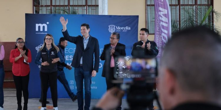 Gobierno de Alfonso Martínez impulsa movilidad peatonal segura