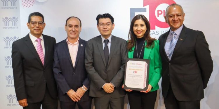 Reconoce Infonavit a Implan Morelia como Empresa de Diez Plus