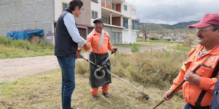 Supervisa Alfonso Martínez jornada integral en Avenida La Joya