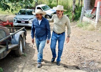 Ante líderes ejidatarios de Chiquimitío, Yankel Benítez destaca valor gastronómico y cultural del maíz