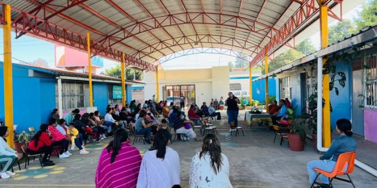 FGE promueve la crianza positiva y los derechos de la niñez en la comunidad de Acachuén