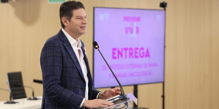 Yankel Benítez refrenda apoyo y acompañamiento a Feria de la Catrina de Capula