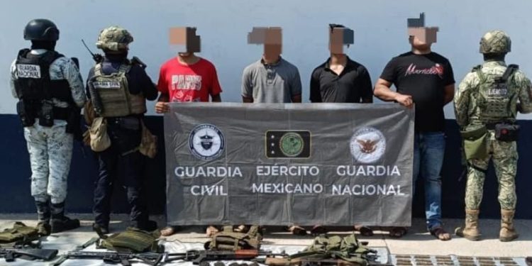 En Buenavista, 5 hombres asegurados en posesión de armas: SSP