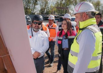 Llegan a Morelia primeras cabinas del teleférico; obra va al 48%: Bedolla