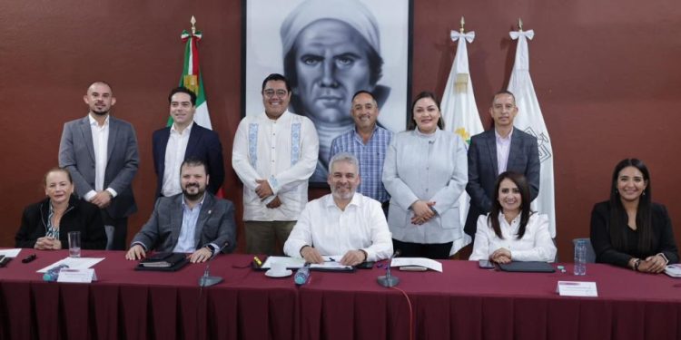 Alcaldes de Movimiento Ciudadano se unen al Plan Michoacán por la Paz