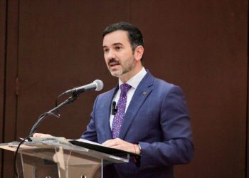 Yankel Benítez da bienvenida al Primer Encuentro Regional de Actualización para Magistrados