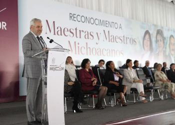 Asegura Bedolla cierre de año con pagos garantizados para salud y educación