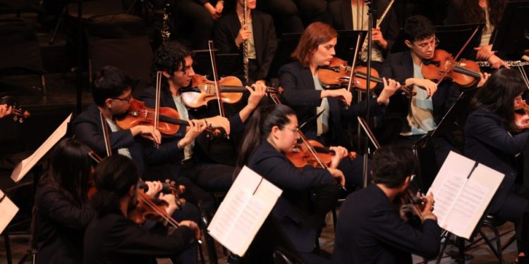 Alfonso Martínez clausura la 37ª edición del Festival de Música de Morelia
