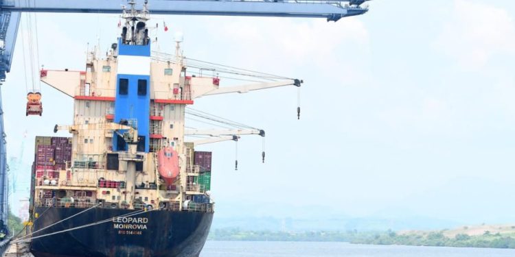 Plan Michoacán prioriza modernización del Puerto de Lázaro Cárdenas para impulsar comercio